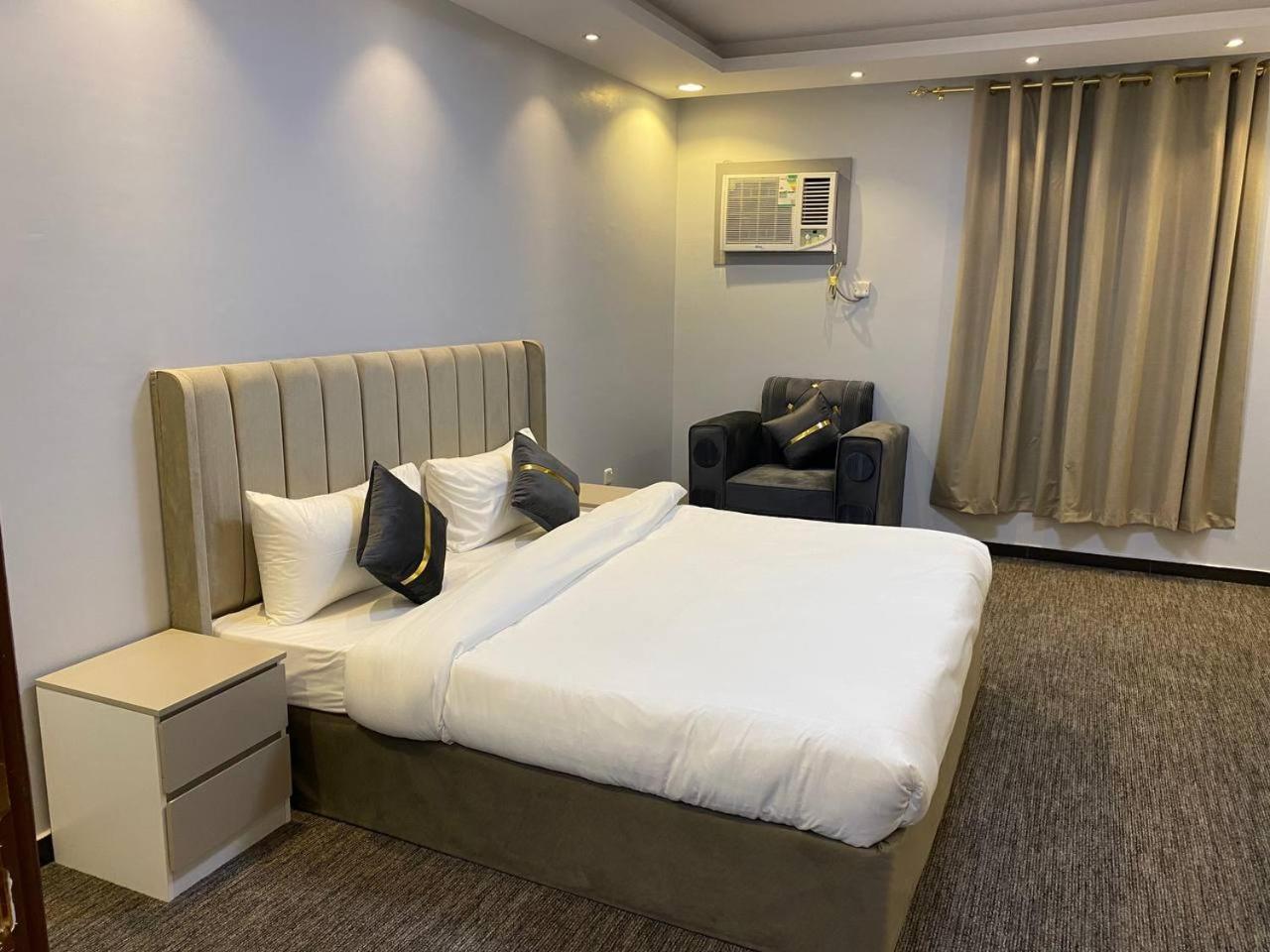 אל-מדינה Al Rayhan Suites מראה חיצוני תמונה
