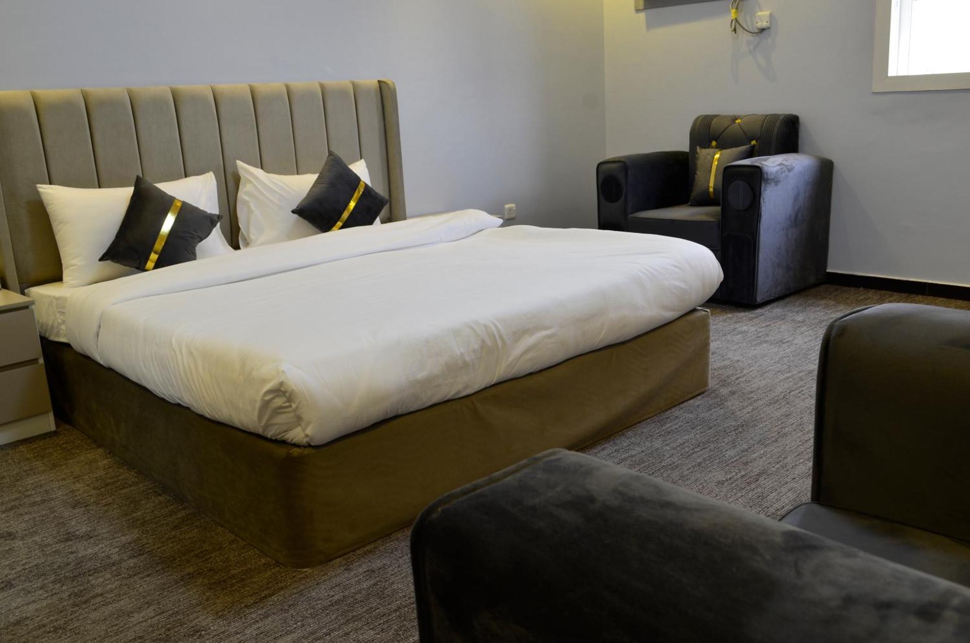 אל-מדינה Al Rayhan Suites מראה חיצוני תמונה